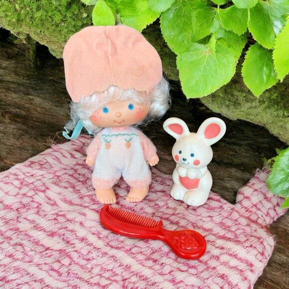 🍓 Original '80s Strawberry Shortcake Apricot & Hopsalot 1st Edition Flat Hands - Picture 1 of 11